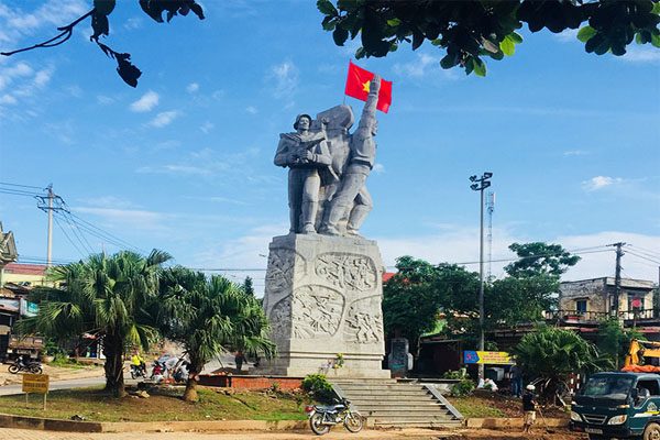 Xe Đà Nẵng đi Khe Sanh Quảng Trị đưa đón tận nhà